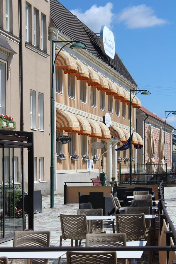 Pietarsaaren Kaupunginhotelli Піетарсаарі Екстер'єр фото